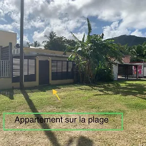 les-pieds-dans-leau.comcaribbean.com/